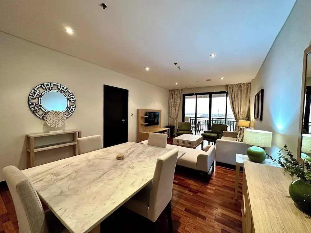 Lux BnB I Palm Jumeirah Resort I Palm Views — фото 1