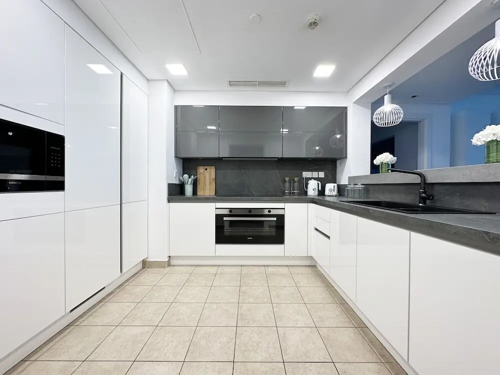 Дубай: Maison Privee - Bohemian Apt w/ Amazing Seafront Views on The Palm