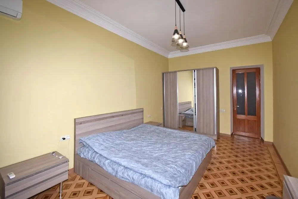 Ереван: Moskovyan apartment HR agency