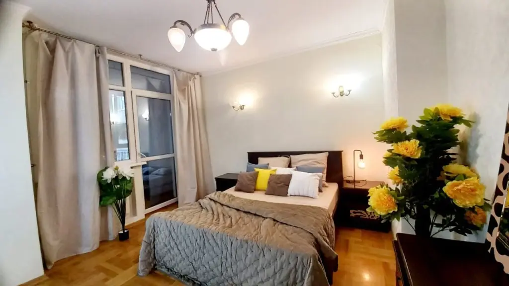 Ростов-на-Дону: Апартаменты Smile Apartments 3х Комнатные с Видом на Набережную