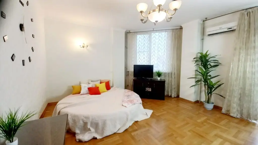 Ростов-на-Дону: Апартаменты Smile Apartments 3х Комнатные с Видом на Набережную