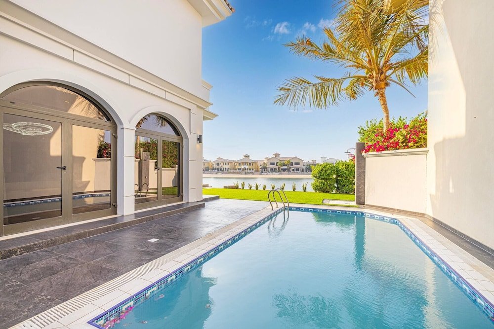 Дубай: Villa Sezavi Frond B, Palm Jumeirah