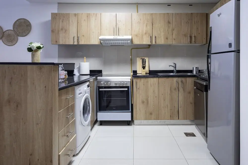 Дубай: Waves - Charming Apt With Balcony, Minutes From The Beach