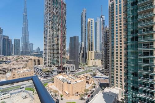 Дубай: Burj Views Towers
