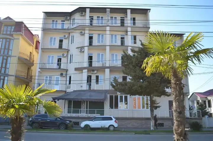Кобулети: Hotel Nikola