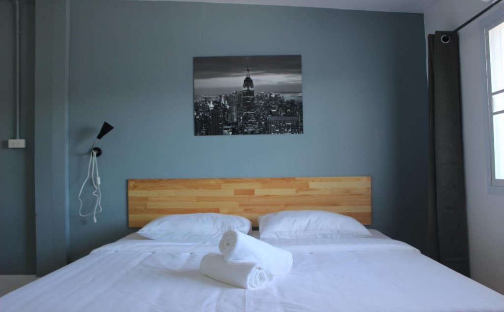Тха-Тако: The Naps Hostel