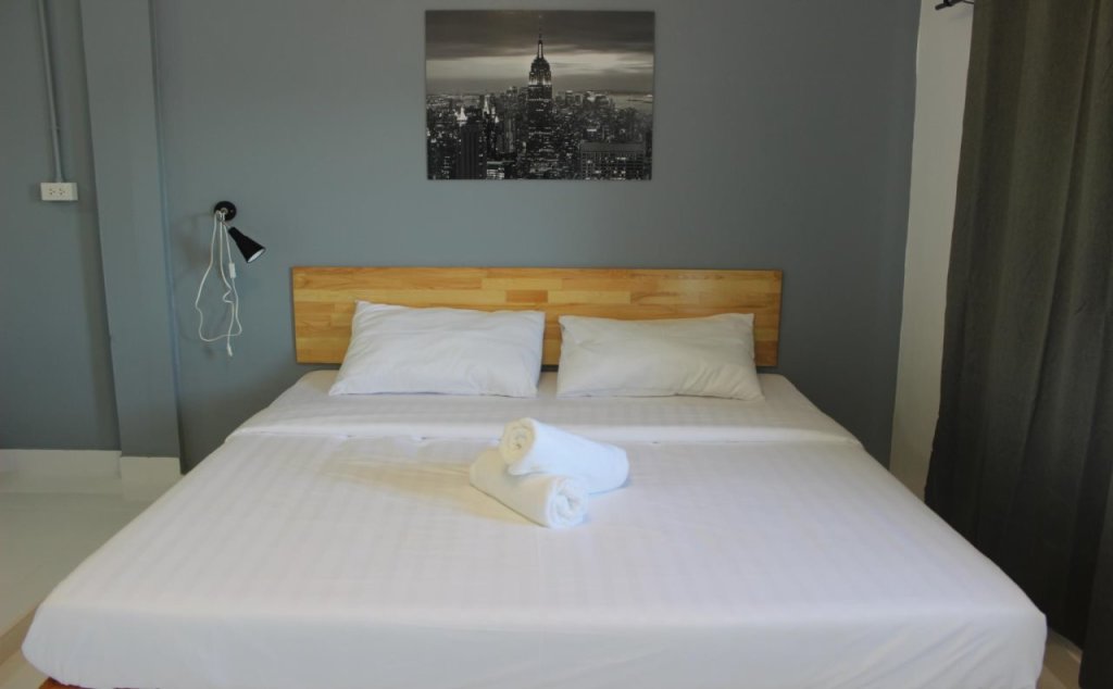 Тха-Тако: The Naps Hostel