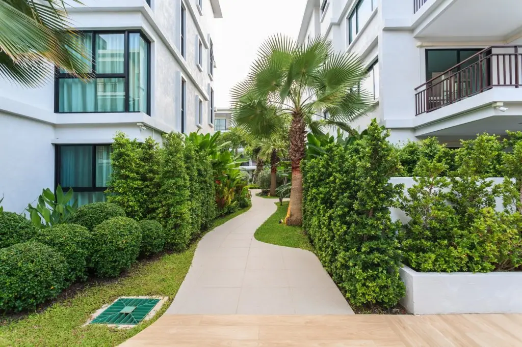 Муанг: The Title F101A - Direct pool access 2 bedroom apartment