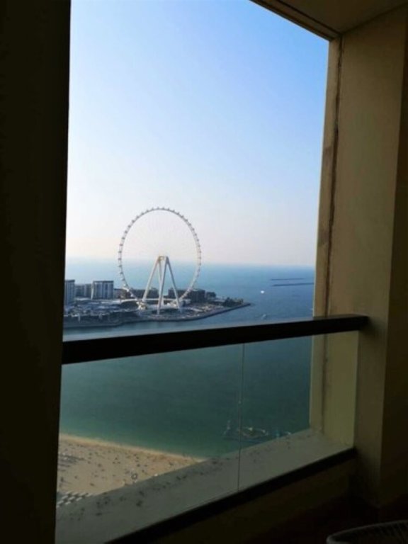 Incredible Stay at Spacious Jumeirah Beach Dubai — фото 1