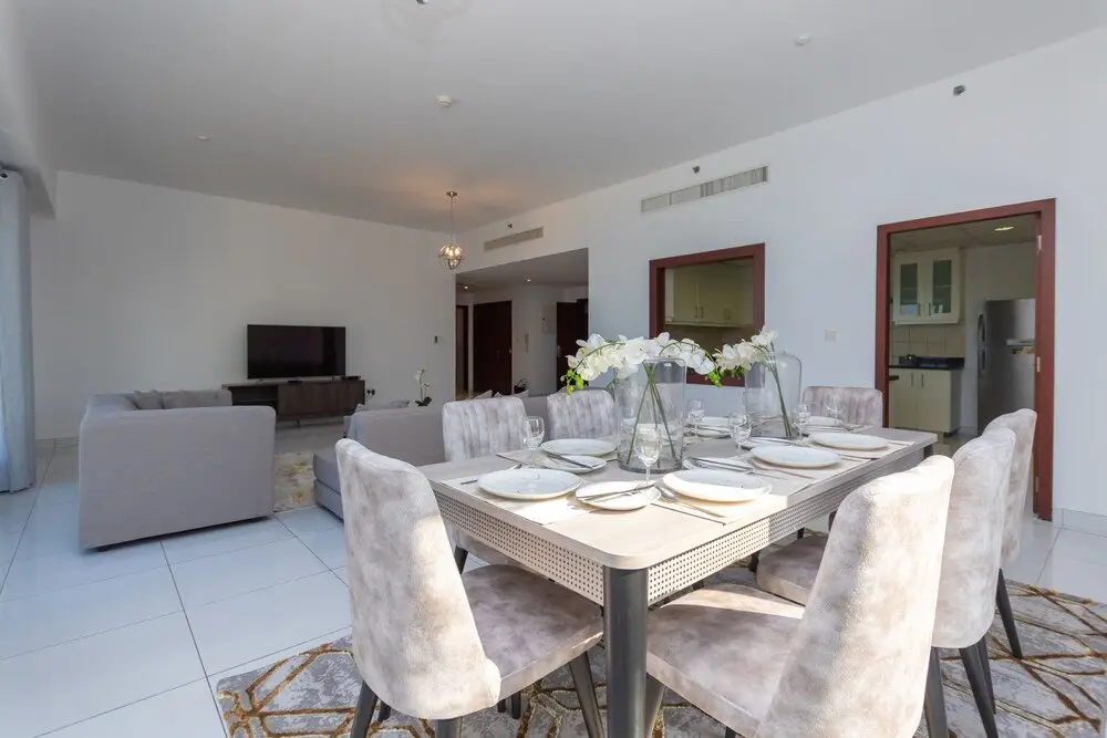 Дубай: Incredible Stay at Spacious Jumeirah Beach Dubai