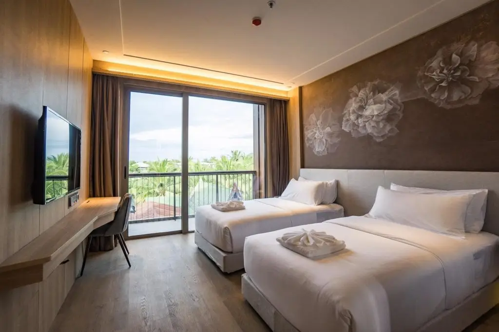 Самутсонгкхрам: Riverton Hotel