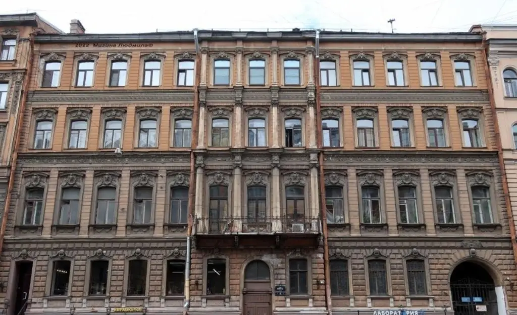 Санкт-Петербург: Lucky Room (Лаки Рум) на улице Марата 35