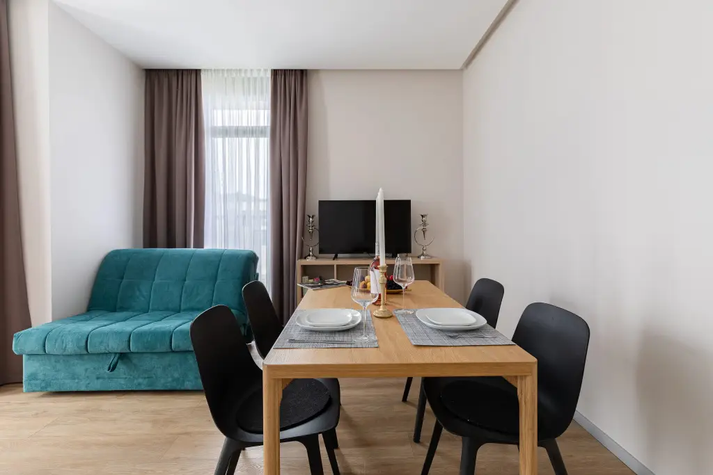 Сярги: Ohta Park Suite 23
