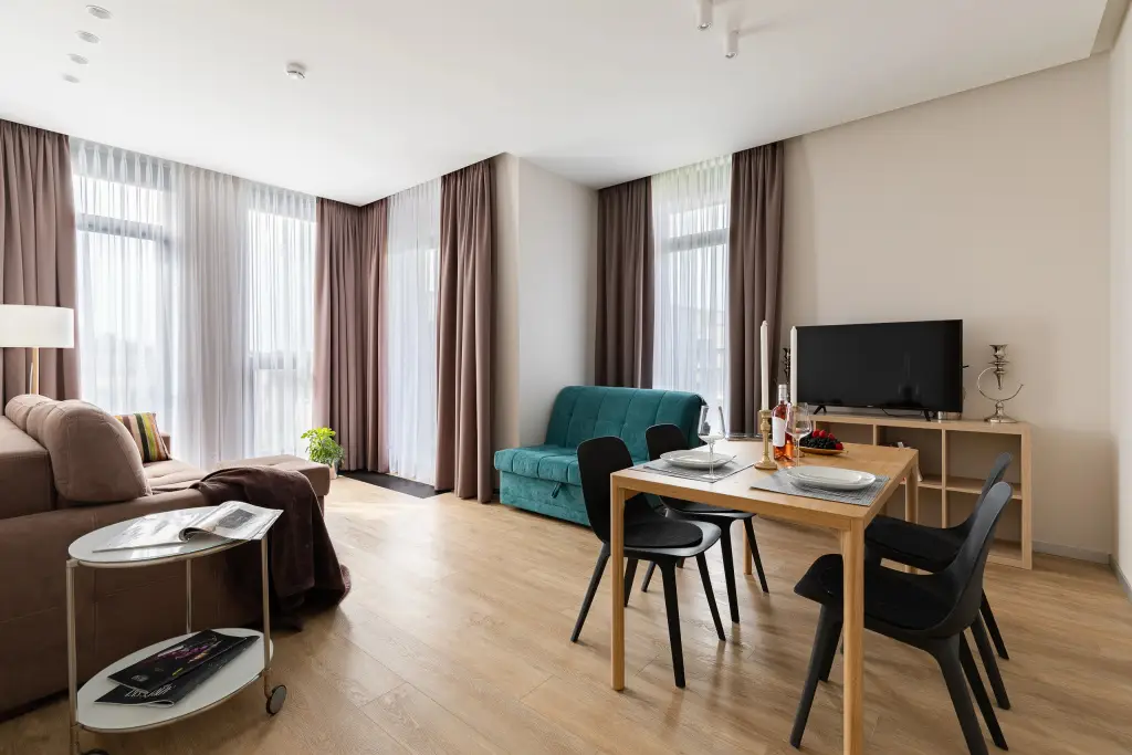 Сярги: Ohta Park Suite 23