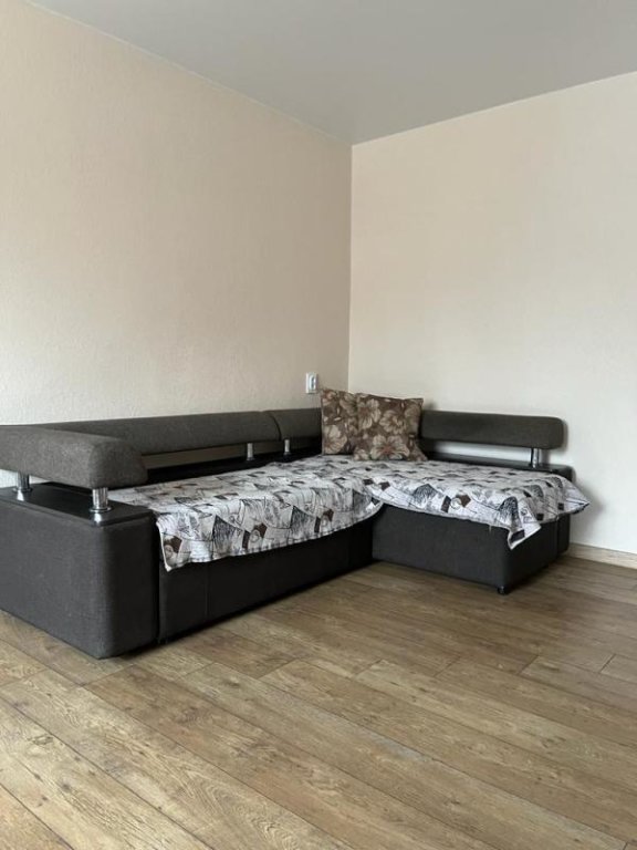 Минеральные Воды: Rent Min-Vody On Sovetskaya Street 82