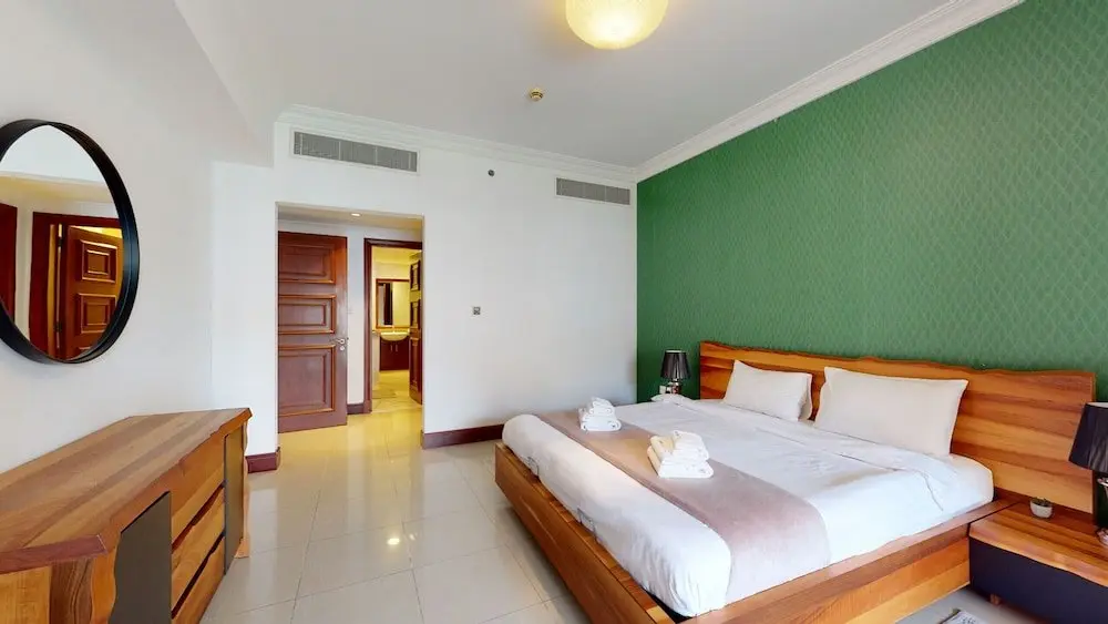 Дубай: Palm Jumeirah- Golden Mile 9 9601