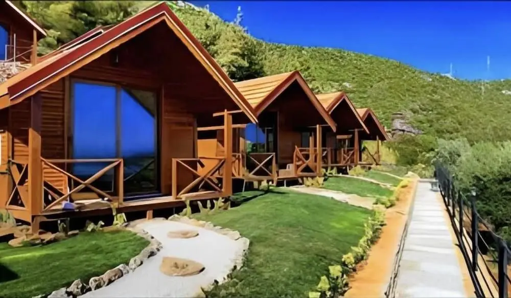 Милас: Karaova Camping Bungalov