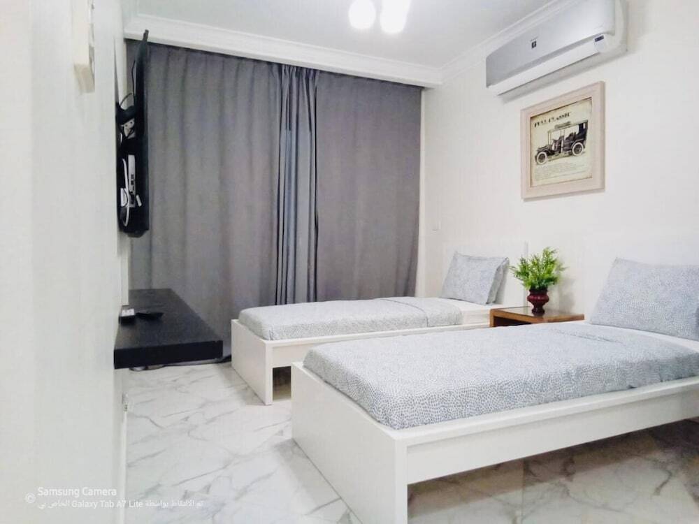 Порт-Саид: Beachfront Chalet in Porto Said With Pool