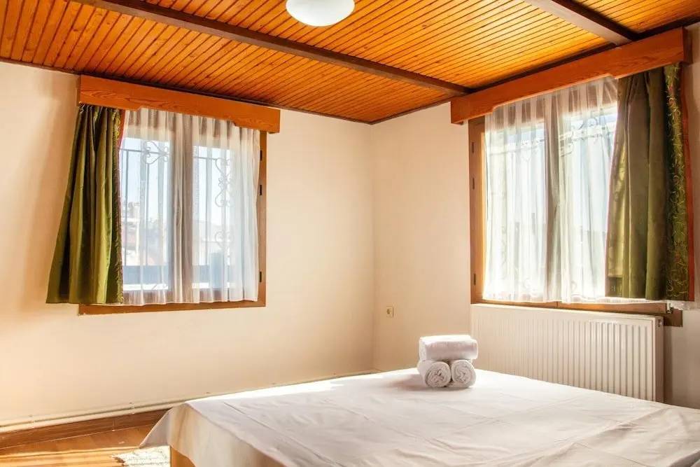 Урла: Flat w Fireplace Terrace 3 min to Beach in Urla