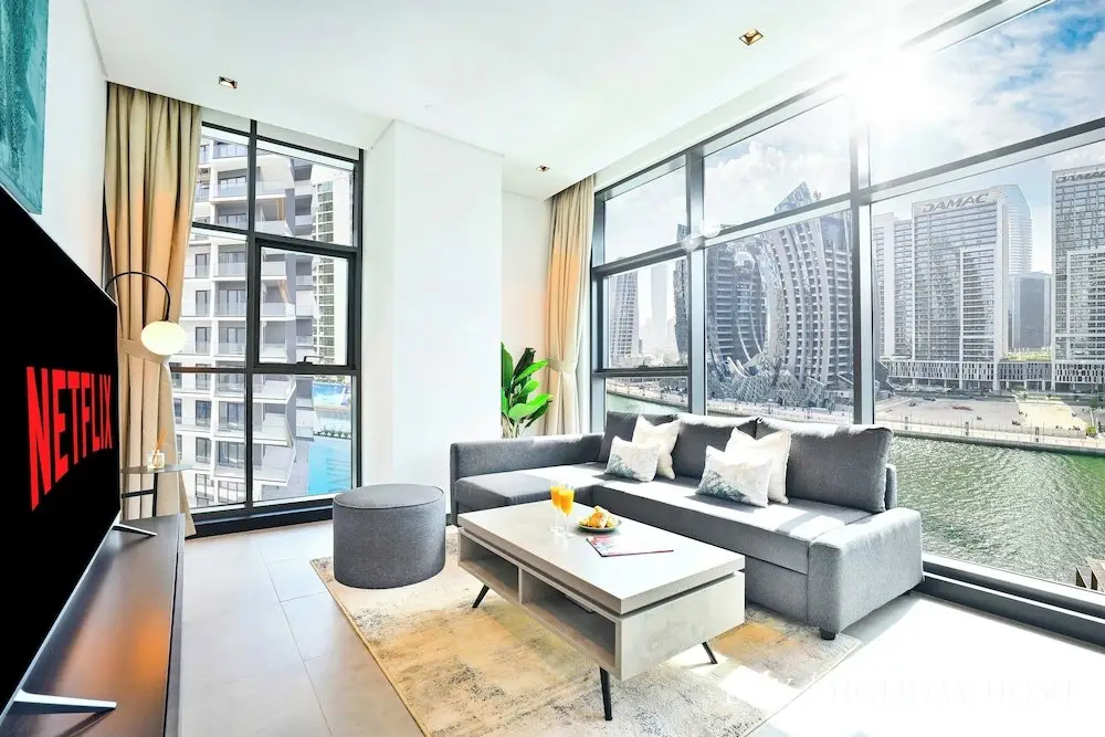Дубай: LUX The Northside 15 Burj Khalifa View Suite