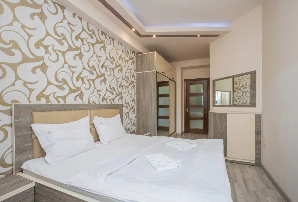 Ереван: Stay Inn на просп. Маштоца, 33/1