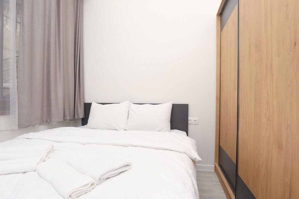 Ереван: Stay Inn на ул. Сарьяна, 26.3