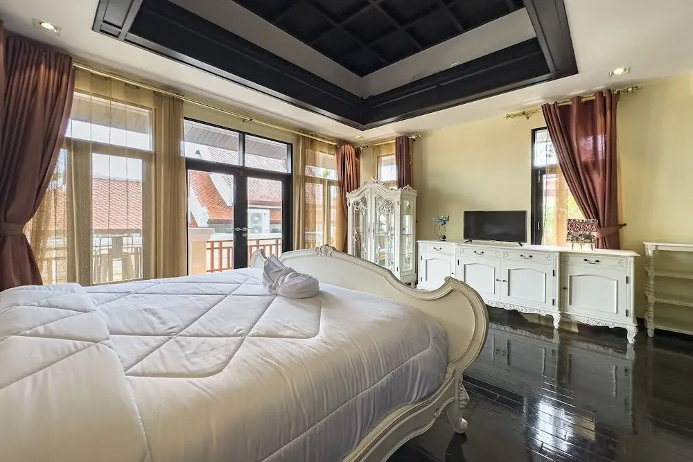 На Чом Тхиан: Executive 4 Bed Pool Villa - VTM