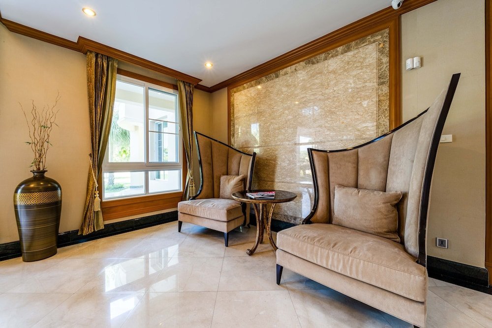 Luxury 6 Bed Mansion - CAS — фото 1
