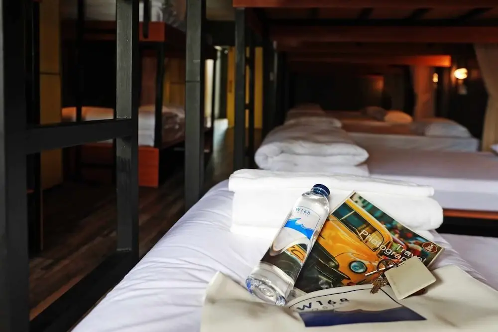 Муанг: W168 Hostel