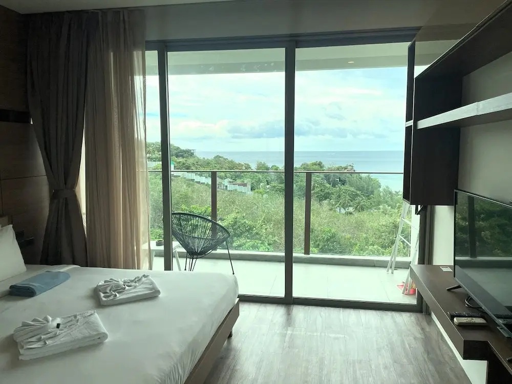 Кату: Sea view studio at Oceana by Lofty