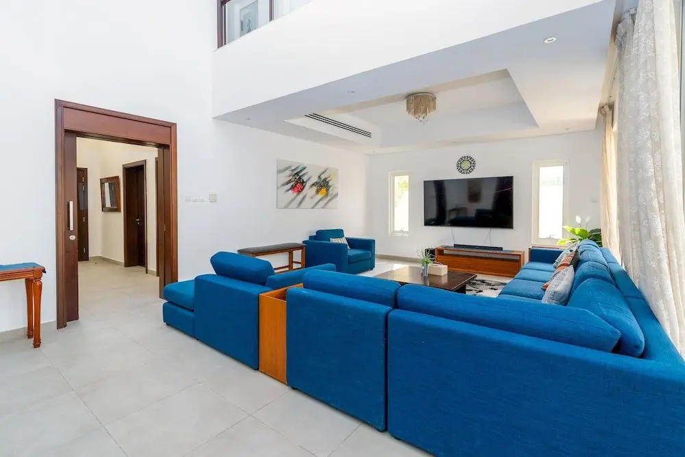 Рас-эль-Хайма: Luxury 5B Villa Private Garden in Ras Al Khaimah