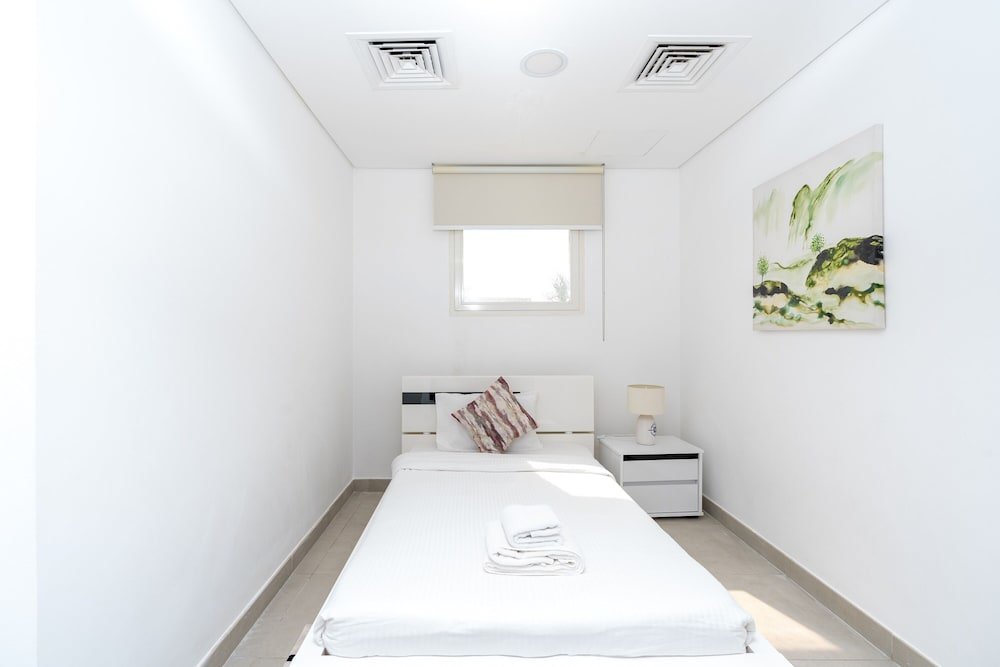 Рас-эль-Хайма: Luxury 5B Villa Private Garden in Ras Al Khaimah