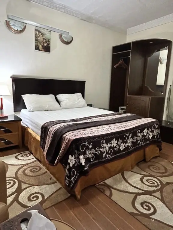 Super Deluxe Studio Rooms in near Metro — фото 1