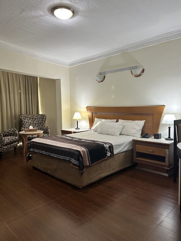 Дубай: Super Deluxe Studio Rooms in near Metro