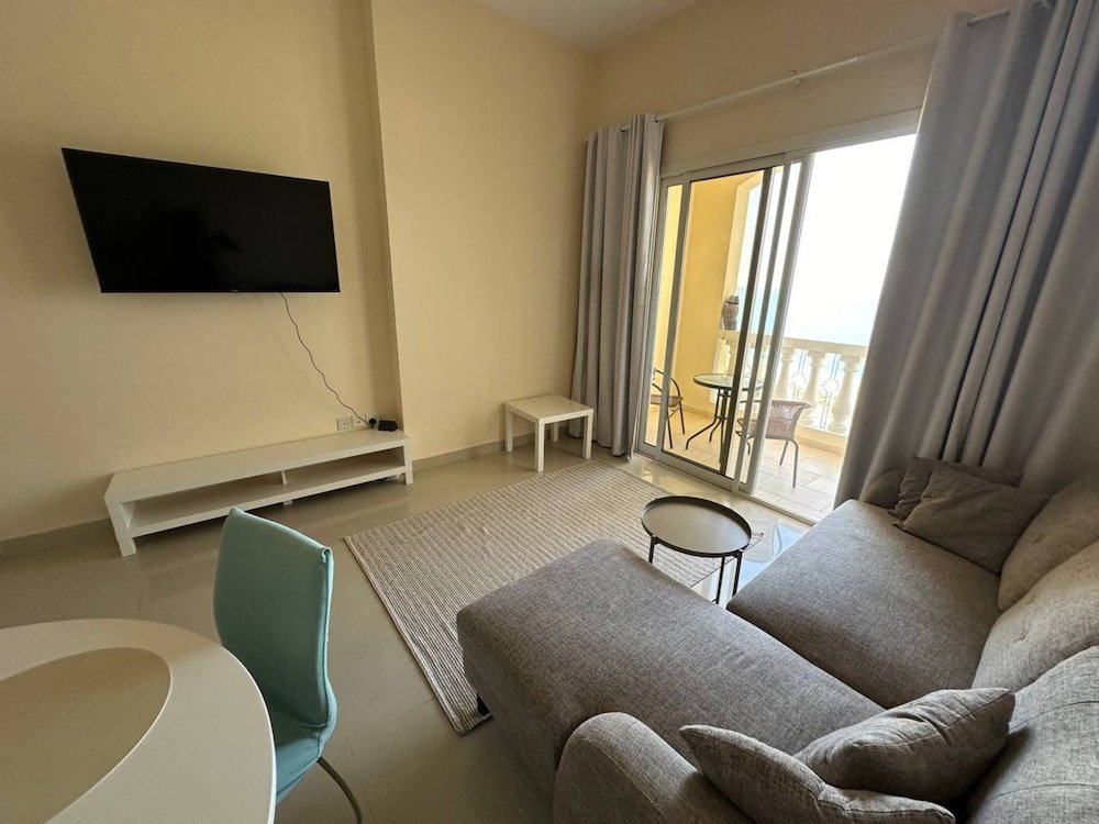 Wonderful 1bed With Beach View at Ras Al Khaimah — фото 1