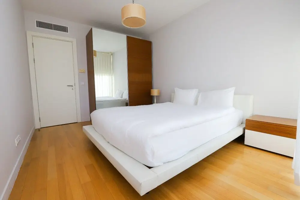 Яликавак: Private Garden Oasis in 4-bed Flat, With Hotel Perks