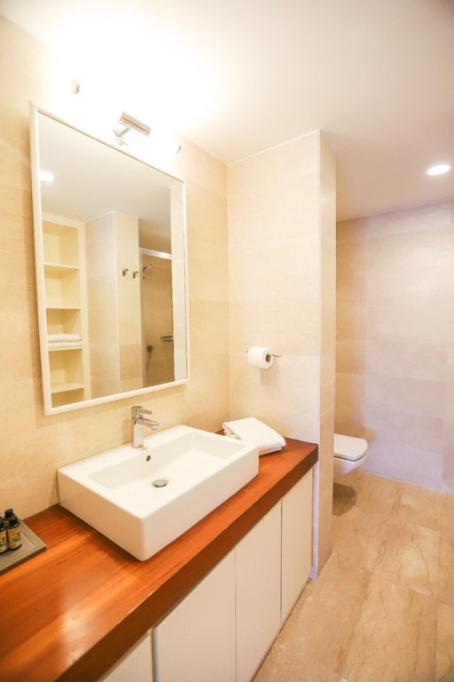 Яликавак: Private Garden Oasis in 4-bed Flat, With Hotel Perks