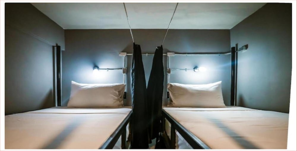 Кату: 3 Plus 1 Hostel Phuket