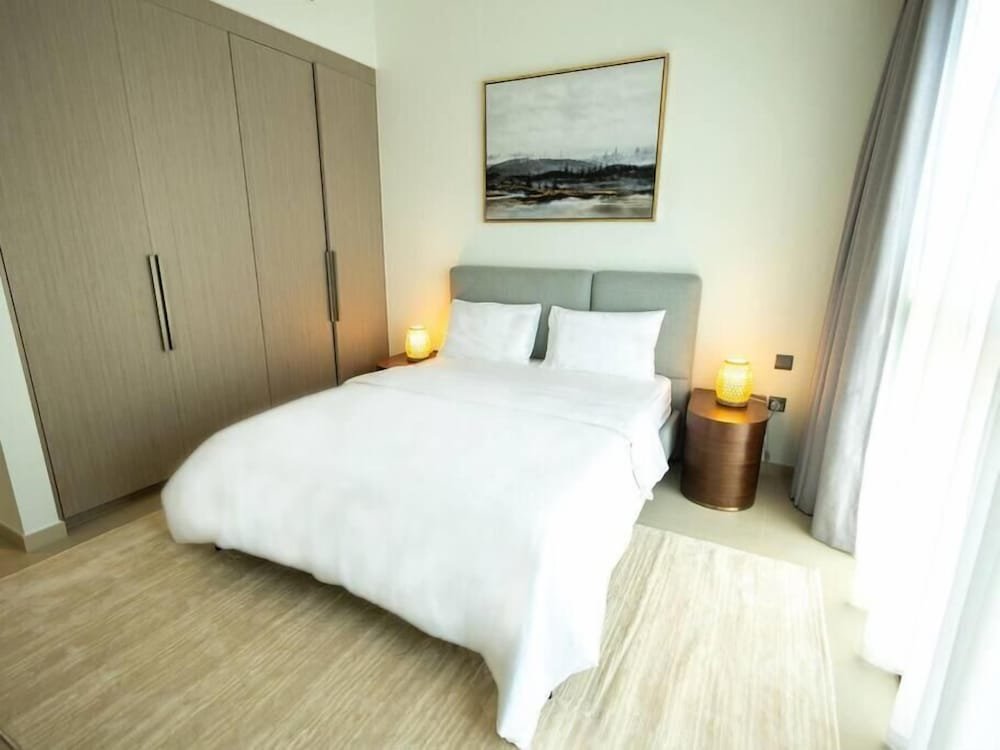 Дубай: Mh- Modern 1-bedroom Abode Ref - 4004