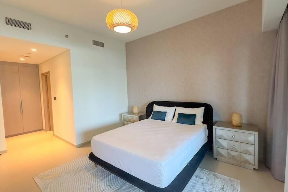 Дубай: Mh - Stylish 2-bedroom Residence Ref 4100