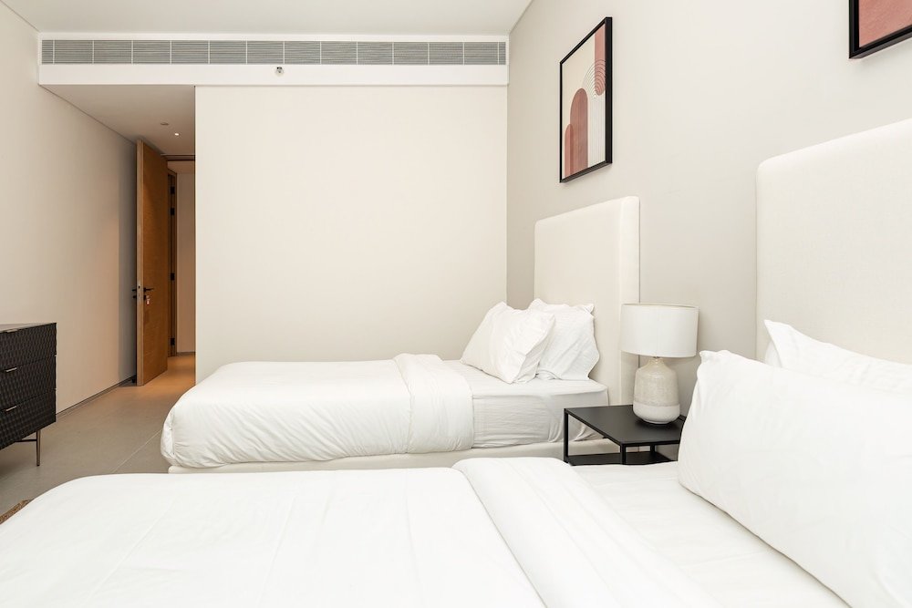 Дубай: Luxury StayCation - Exquisite 2BR with Panoramic Views at Address JBR