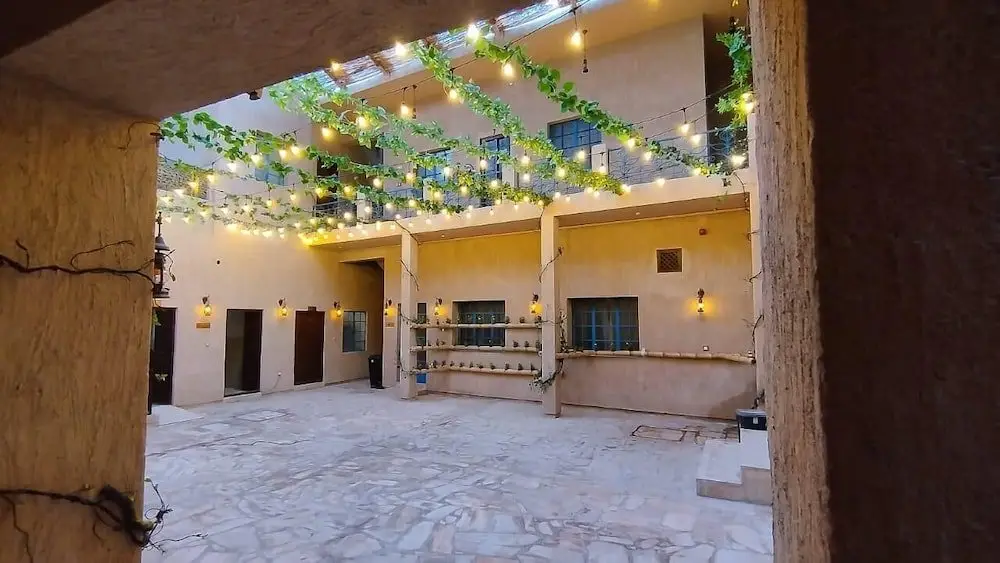 Дубай: Hyba Pod Hostel & Hotel