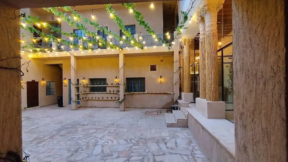 Дубай: Hyba Pod Hostel & Hotel