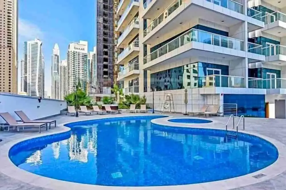 Lux High Rise Marina Apartment — фото 1
