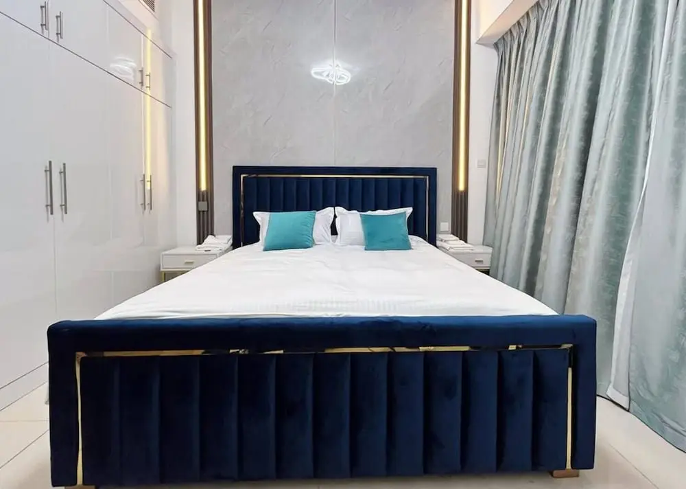 Дубай: Lux High Rise Marina Apartment