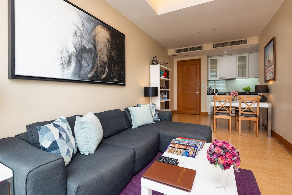 Бангкок: Serviced 2 Bed Skyvillas With View