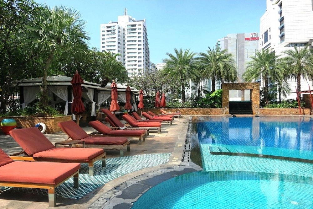 Бангкок: Serviced 2 Bed Skyvillas With View