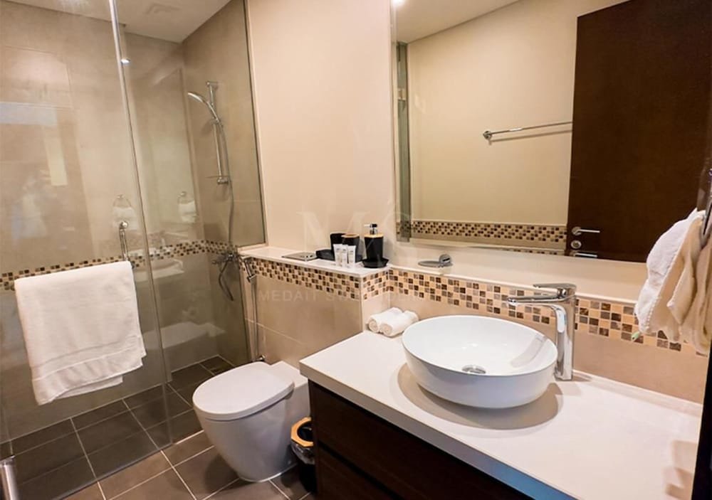 Дубай: Mh- Beautiful 2 Bhk Canal View in Reva Residence Ref 24016