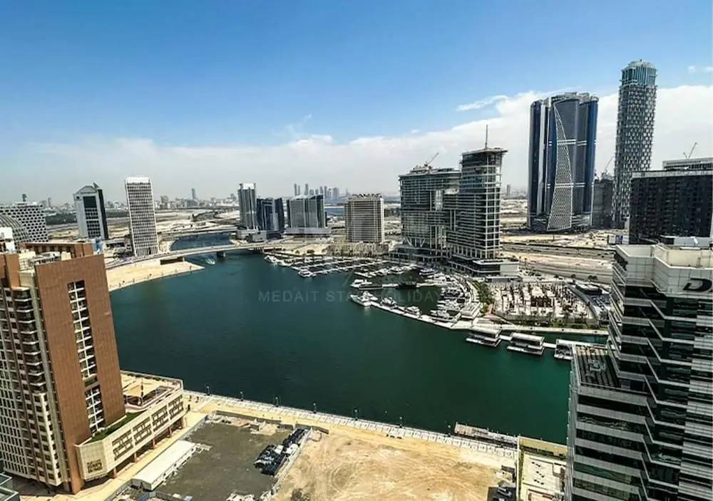 Дубай: Mh- Beautiful 2 Bhk Canal View in Reva Residence Ref 24016