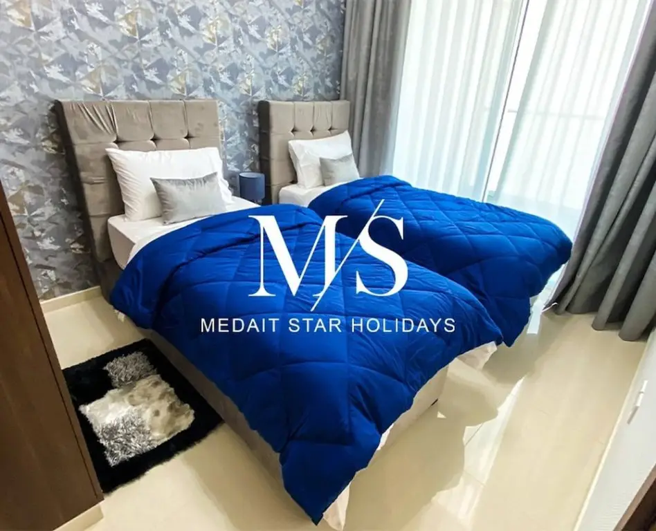 Дубай: Mh - 2 Bhk With Burj Khalifa View - Ref2604